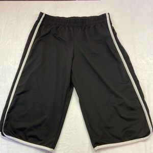 Athletic Works Piped Bermuda Basketball Shorts Polyester/Spandex Sz 8-10 EUC